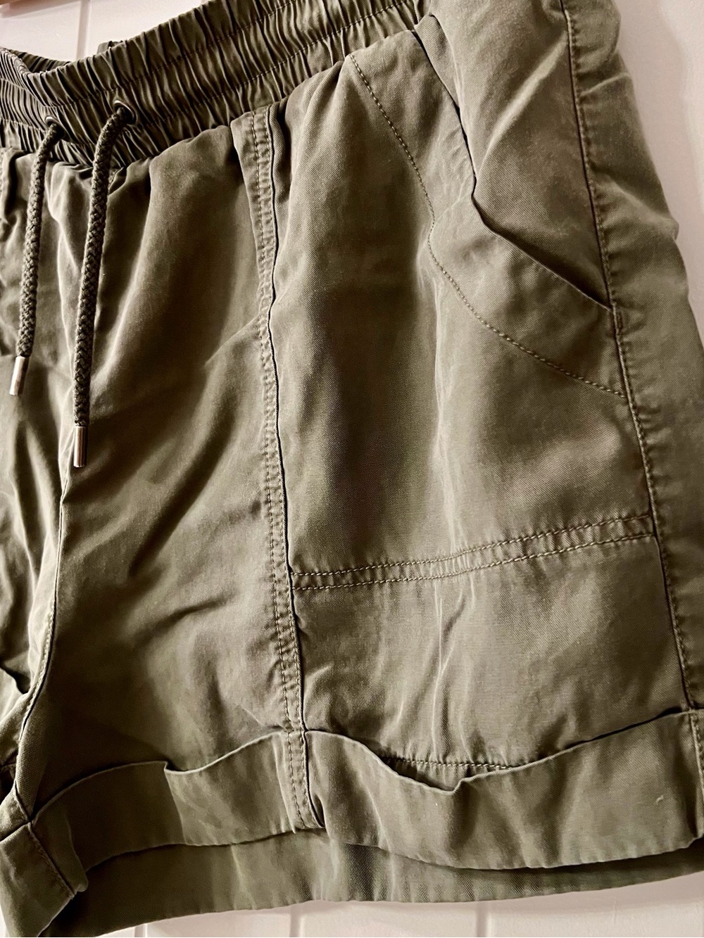 Universal Thread Olive Drawstring Utility Shorts - Picture 3 of 5